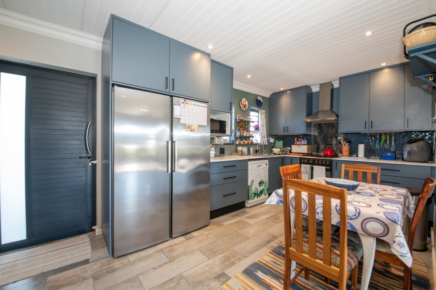 2 Bedroom Property for Sale in Pringle Bay Western Cape